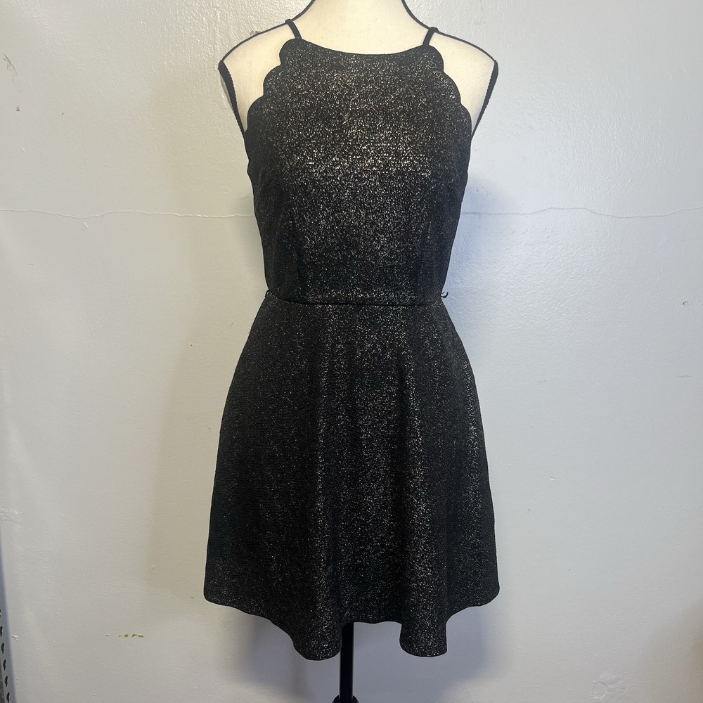 IZ Byer Black & Gold Metallic Glitter Scallop Party Dress Junior Size‎ 5 Keyhole